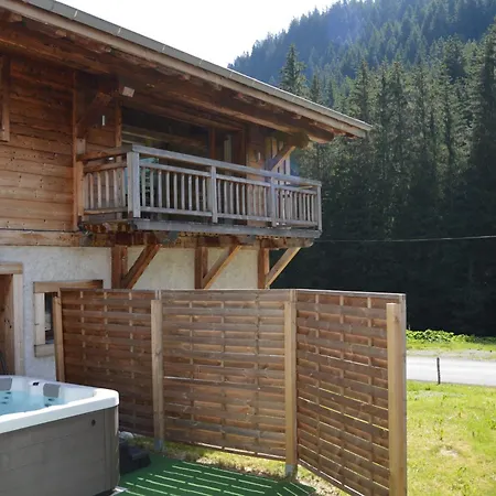 Les Bucherons - Reservation Alpstuga